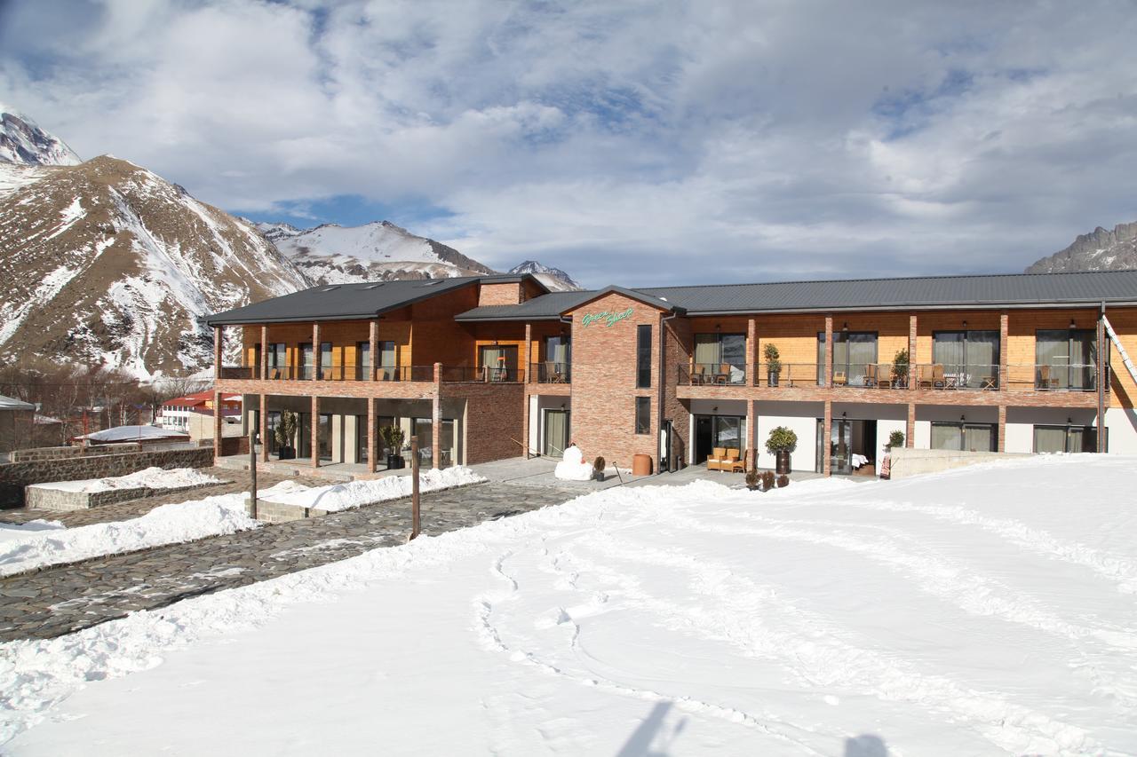 Green Sheep Hotel Kasbegi Buitenkant foto