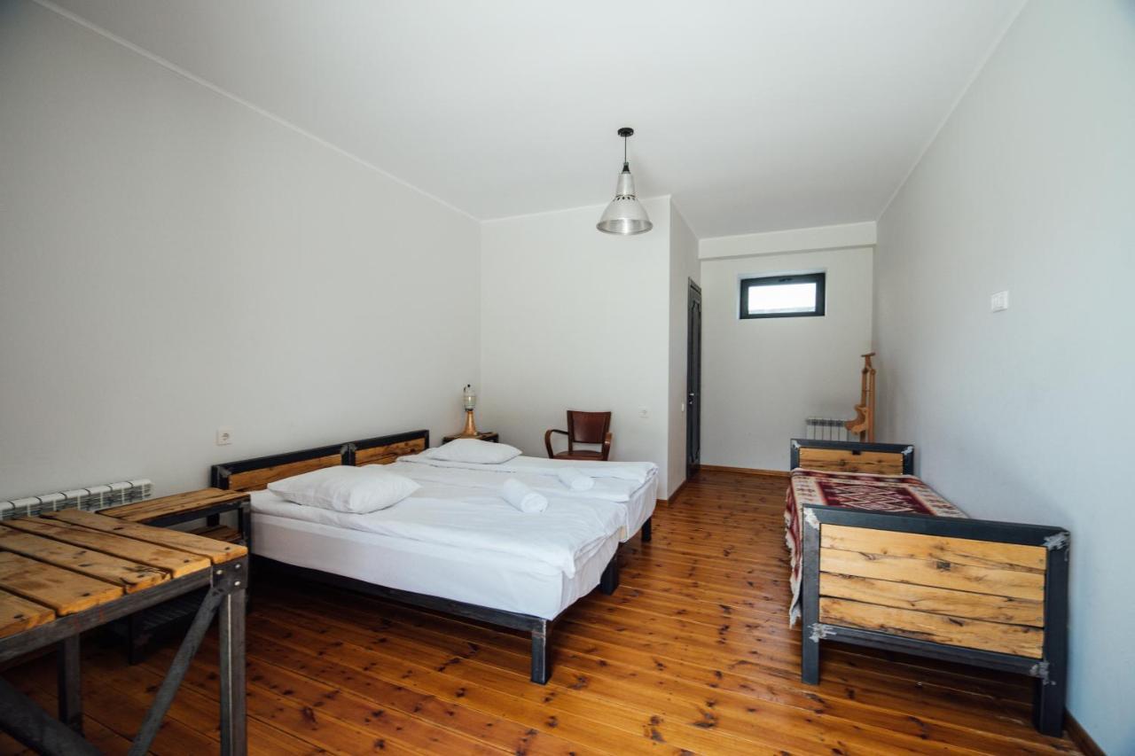 Green Sheep Hotel Kasbegi Buitenkant foto